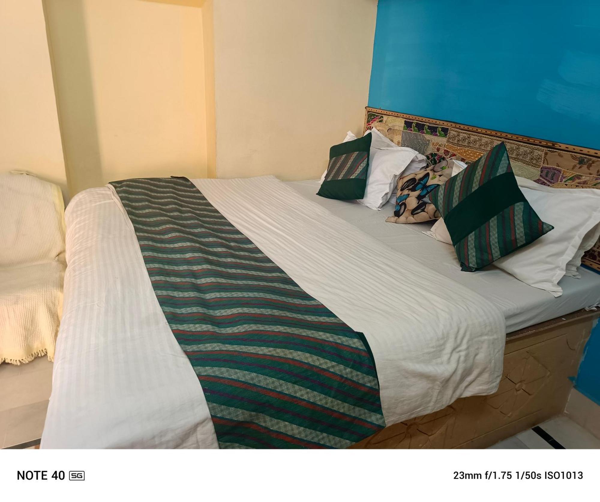 Neem Guest House Jaisalmer Quarto foto